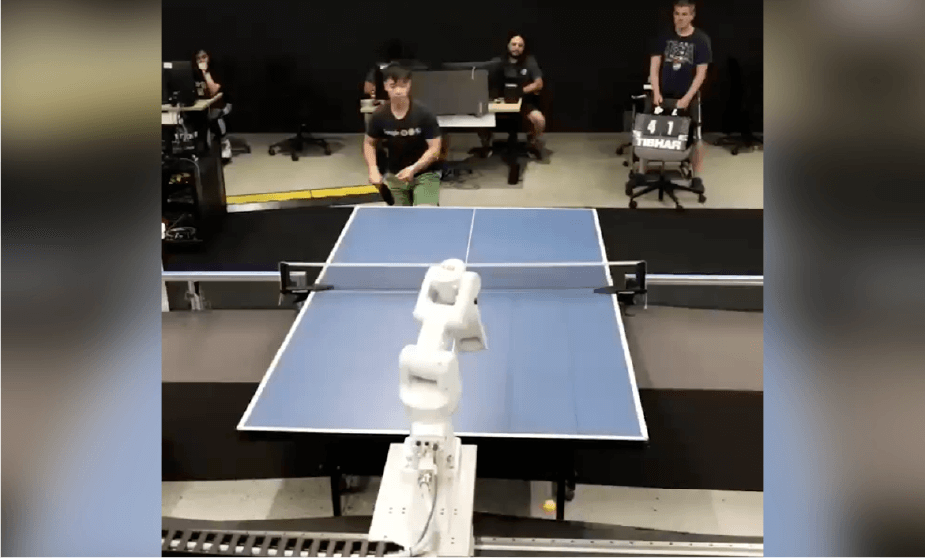 robot de tenis de mesa